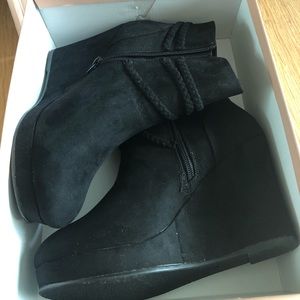 Just Fab: Booties, Norma, BLACK, size 9
